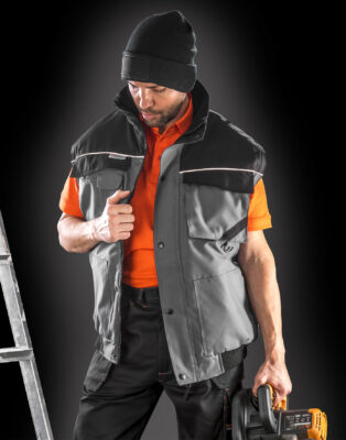 437 33 148 m 2022 03