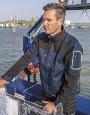 902 33 200 m 2022 01