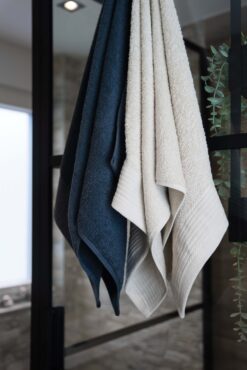 The One Towelling - Duschtuch "Classic" - TOT1006 – Bild 3