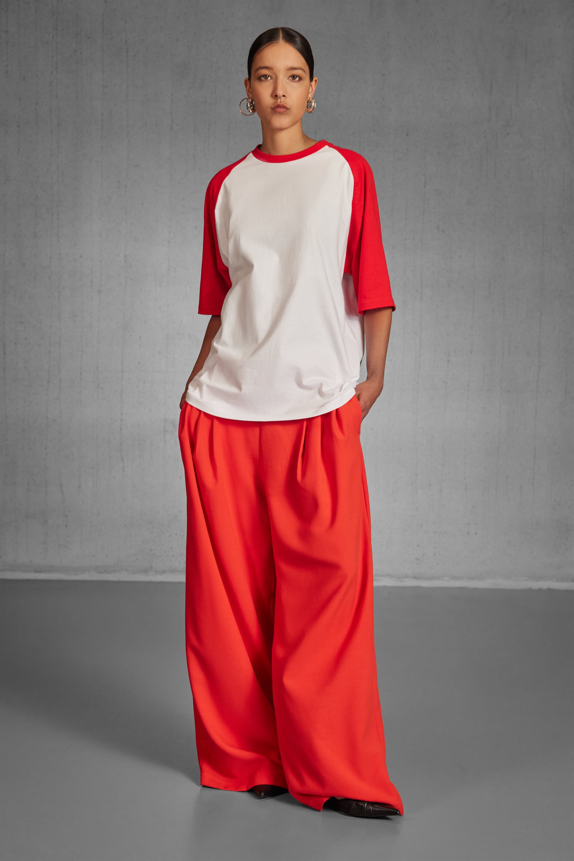 B&C - Raglan Kontrast T-Shirt - TU020 – Bild 6