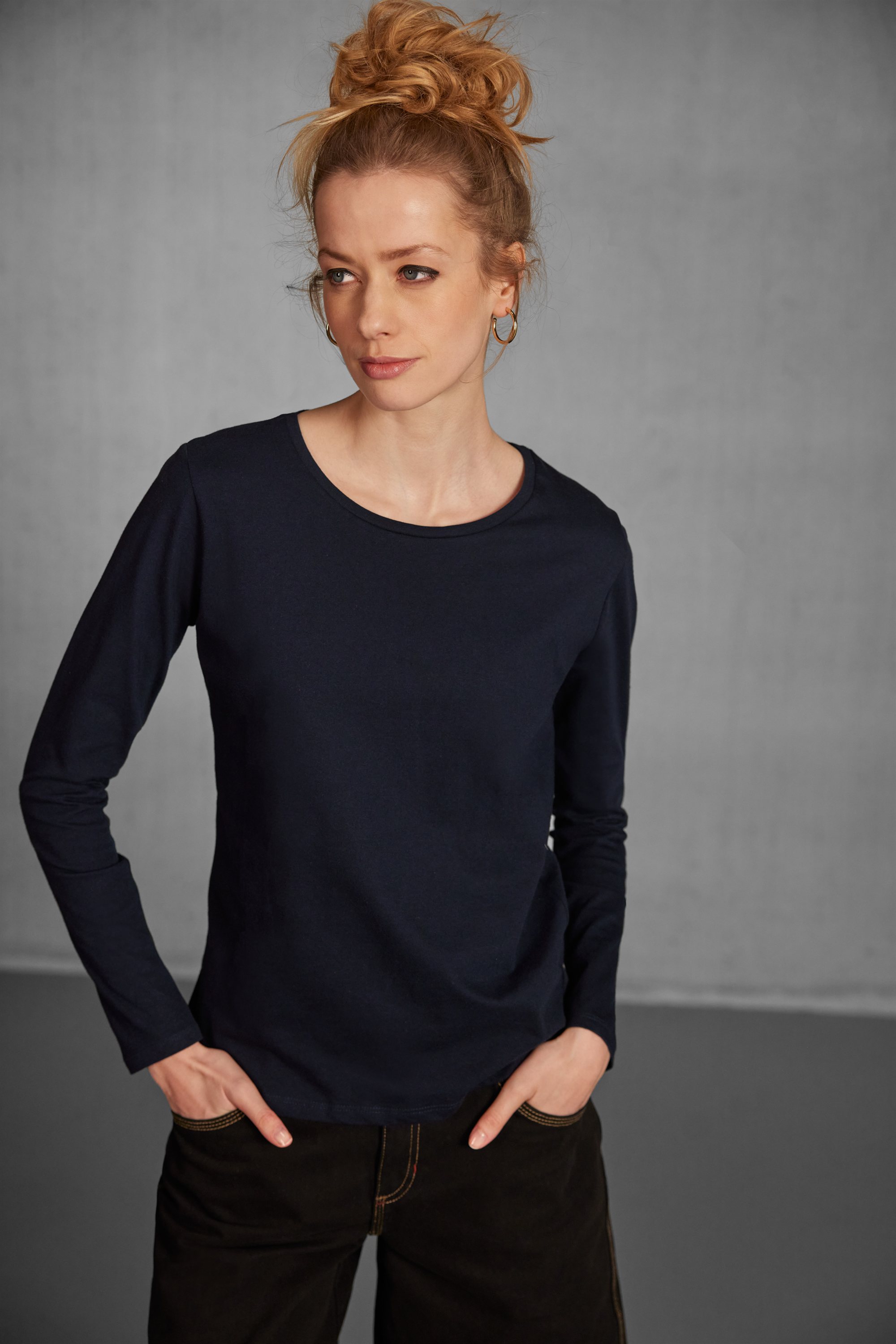 B&C - Schweres Damen T-Shirt langarm - TW08T – Bild 6