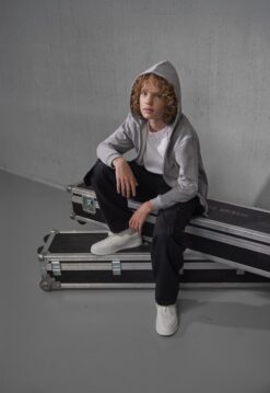Alternative view of B&C - Kinder Kapuzen Sweatjacke - WK003