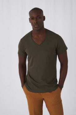 Alternative view of B&C - Herren V-Ausschnitt T-Shirt - TM044